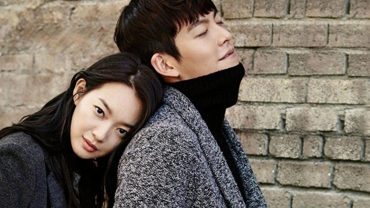 shin min ah hiem hoi chia se ve tinh yeu 10 nam voi kim woo bin hinh anh 1