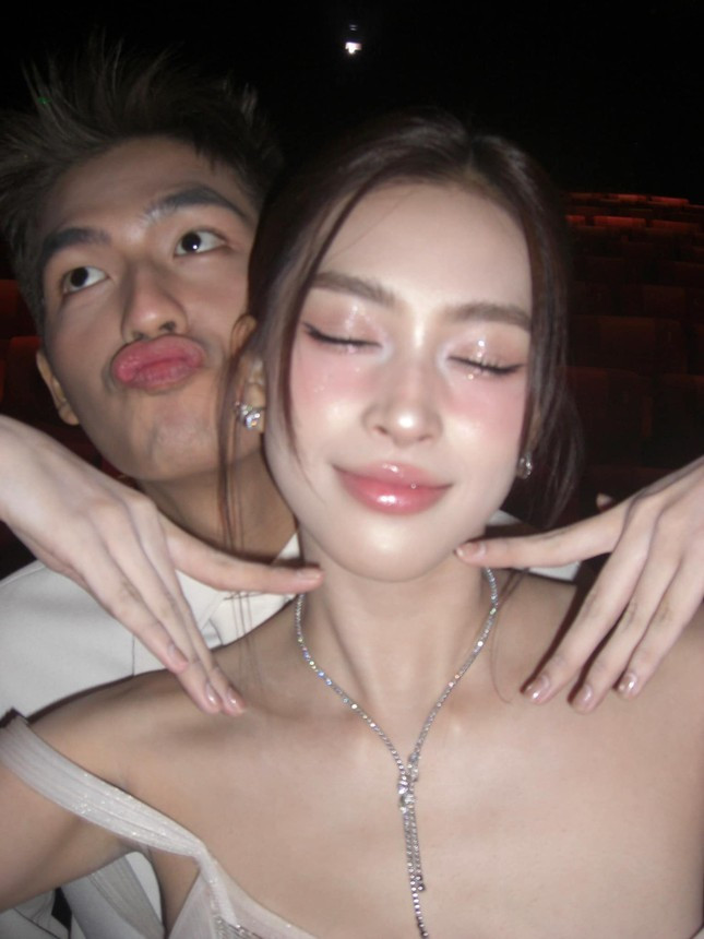 Tiểu Vy phản hồi thông tin hẹn hò Quốc Anh ảnh 1