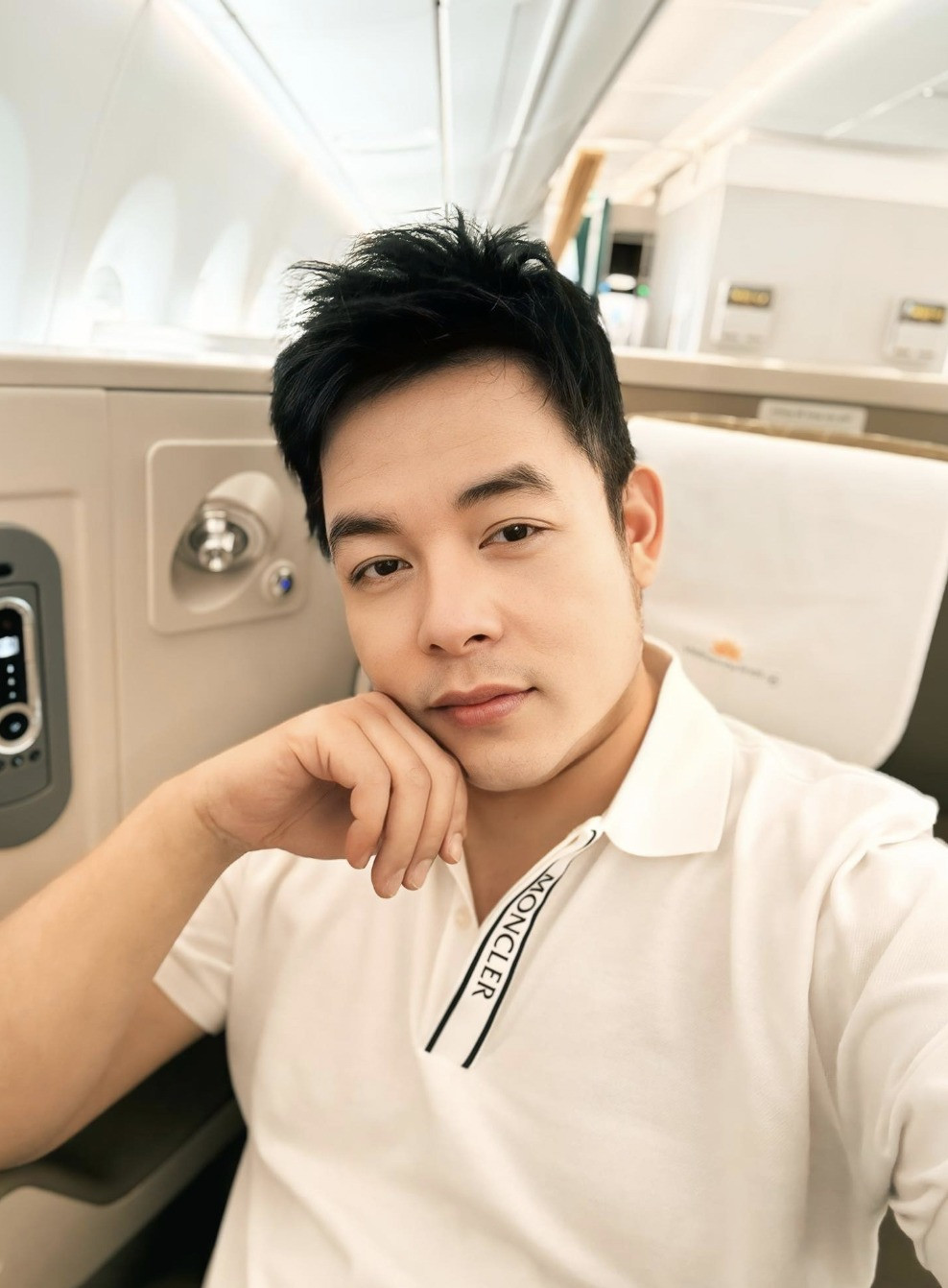 Tự tin ‘đăng ký thi nam vương’, Quang Lê gây ngỡ ngàng với ngoại hình hiện tại- Ảnh 1.