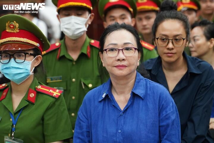 Bị cáo Trương Mỹ Lan tại phiên toà.