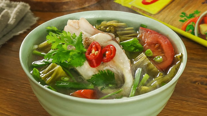 Nấu canh cá có cần rán? (Ảnh: Printify)