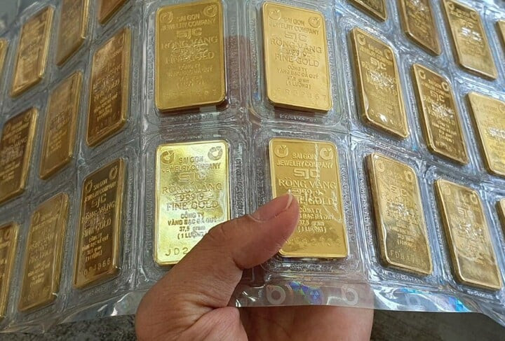 Các chuyên gia nhận định giá vàng miếng sẽ điều chỉnh sau đợt tăng nóng, về mức khoảng 90 triệu đồng/lượng khi giá thế giới về quanh 2.800 USD/ounce. (Ảnh minh họa: P. Huyền)