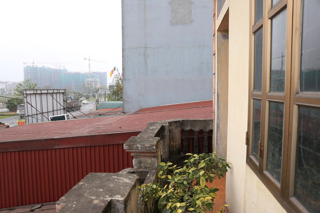 Lời kể vụ bé gái 9 tuổi bị kề dao khống chế: Cả gia đình quỳ gối van xin, kẻ bắt cóc lạnh lùng đáp một câu khiến ai cũng chết lặng- Ảnh 6.