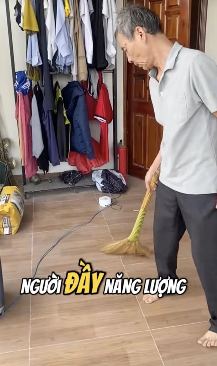 Kể 'kiếp nạn nghỉ hưu', ông lão Hà Nội trở thành 'idol' trên TikTok - 5