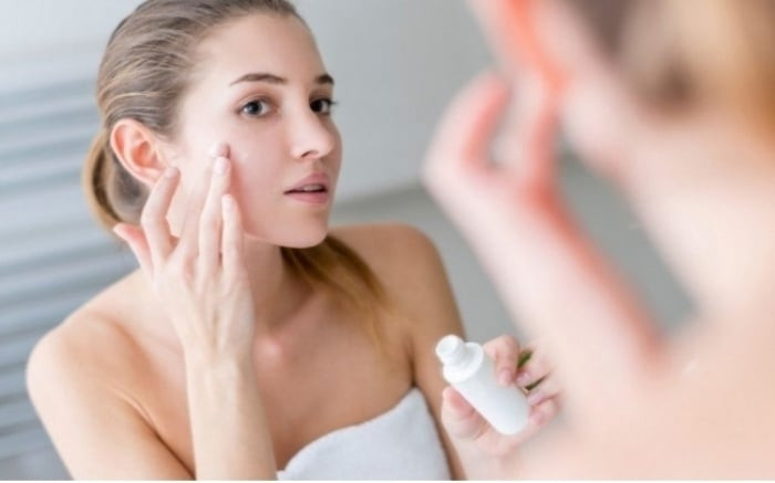 Kem chống nắng vật lý hay kem chống nắng hóa học an toàn hơn? (Ảnh: Gallery)