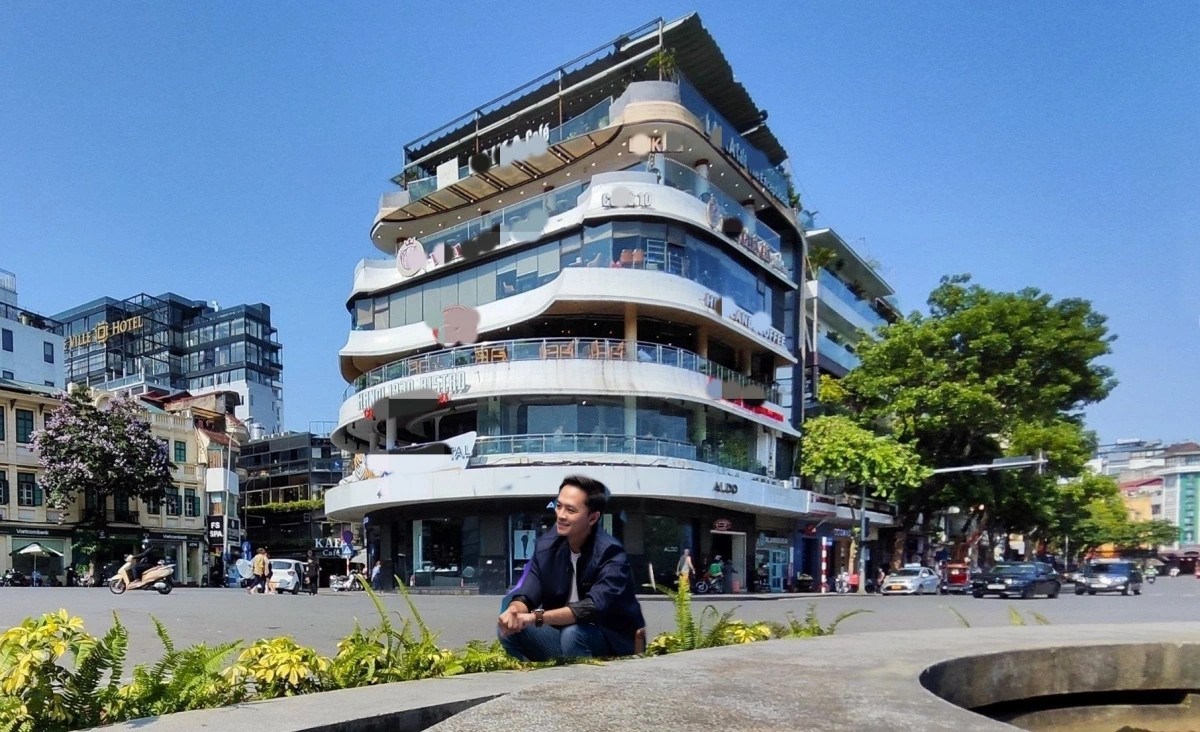 nghe si viet check-in cung ham ca map truoc khi cong trinh bi pha bo hinh anh 4