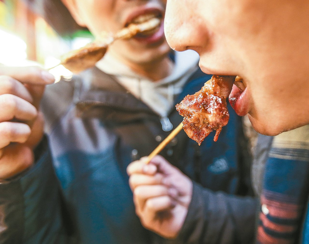 Từ vụ chủ quán