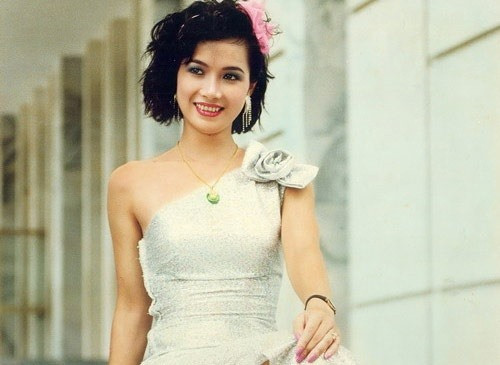 37 năm sau ngày đăng quang, nhan sắc Hoa hậu Bùi Bích Phương thay đổi ra sao? - Ảnh 3.