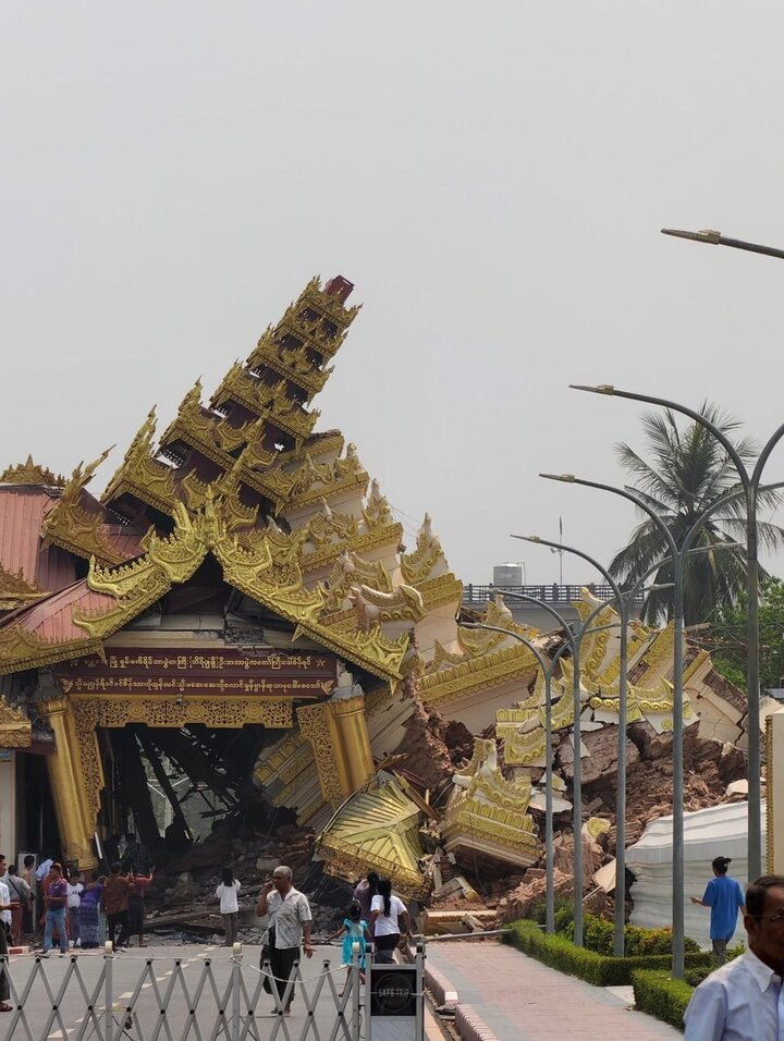 Hình ảnh trên mạng xã hội X về ảnh hưởng động đất ở Myanmar.