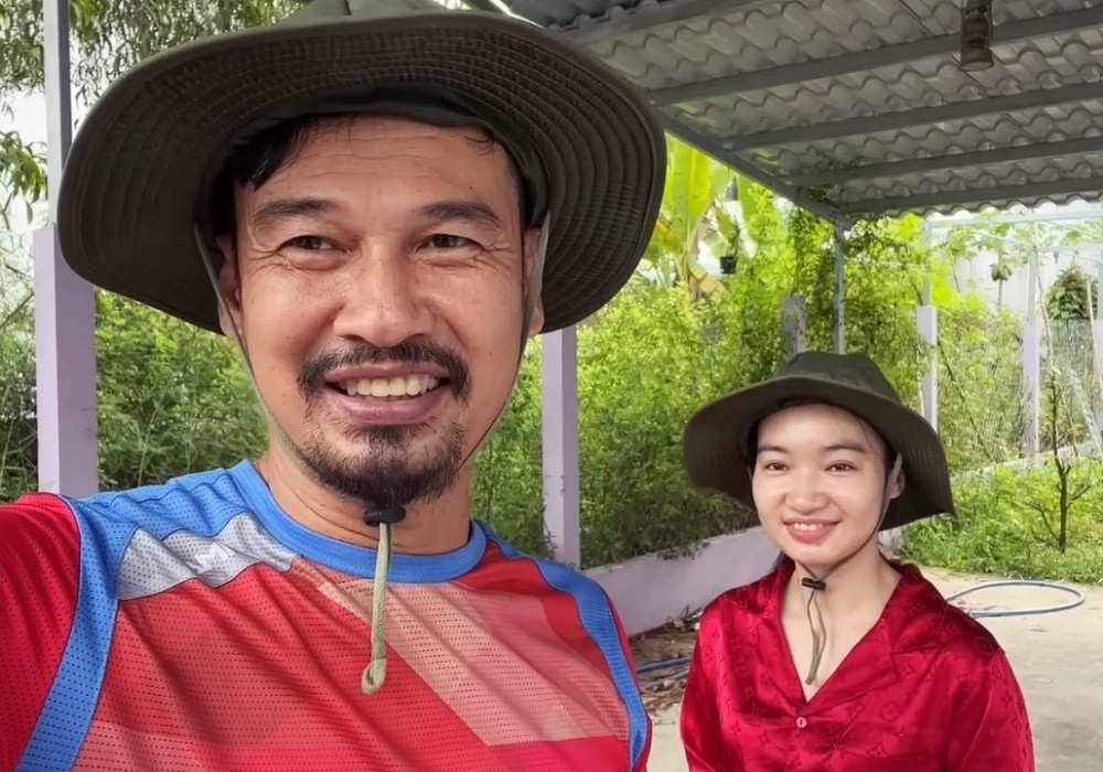 batch_tiet cuong tuoi 50 dai gia ngam me lam nong yen vui ben vo kem 26 tuoi 636.jpg