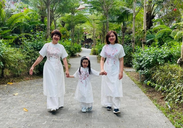 Khu vườn rực rỡ của MC Diễm Quỳnh được chồng cô mát tay chăm sóc- Ảnh 11.