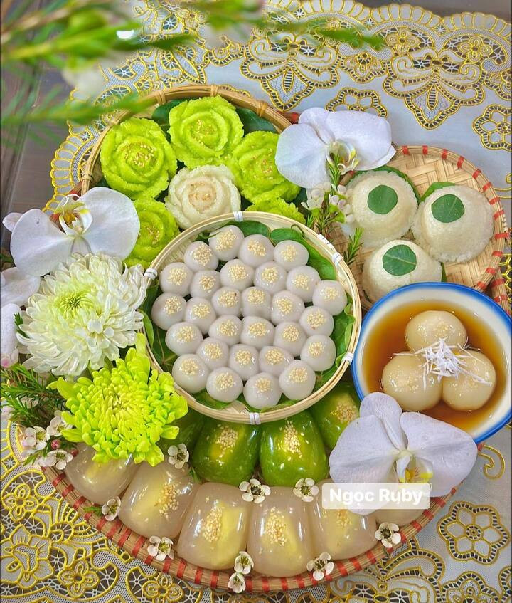 Mâm lễ cúng Tết Hàn thực. (Ảnh: Do Thu Ngoc)