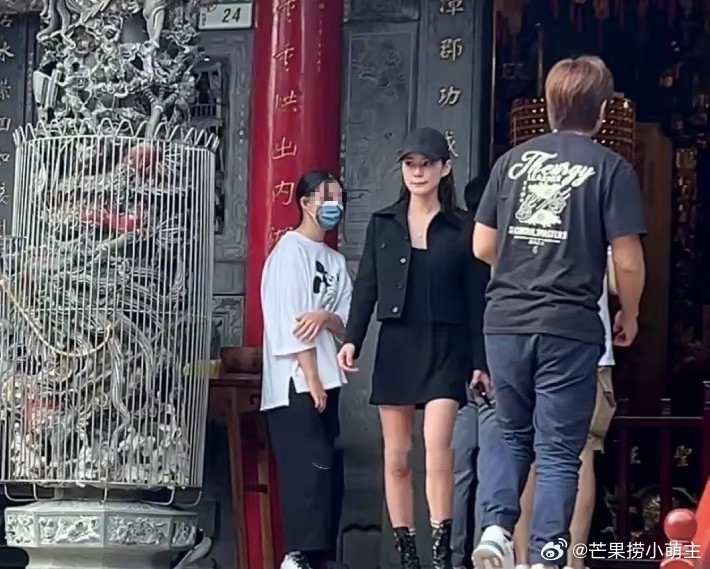 006e5ghqgy1hz1rtnaaygj30jq0ftn15