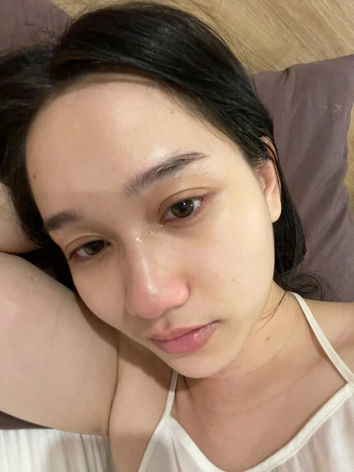 Trúc Anh suy sụp vì bị trầm cảm.