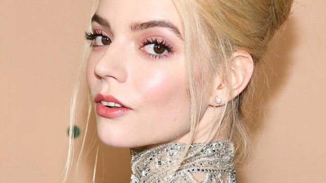 Bí quyết make-up: Bambi eyes - để có đôi mắt to tròn, long lanh như nai tơ ảnh 2