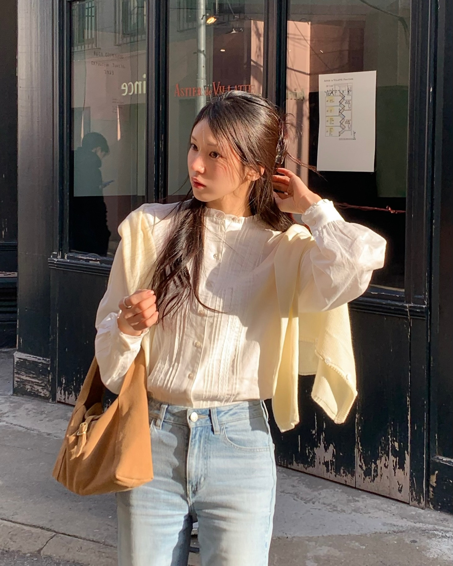 10 set đồ sáng màu dễ áp dụng, giúp bạn tự tin xuống phố ngày hè- Ảnh 8.