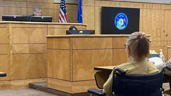 ban chet tinh dich 1.jpg