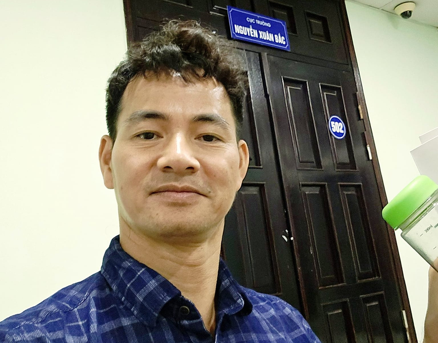 Nam NSND trong 'Táo quân' 2025: Đời thực giữ chức Cục trưởng, gia đình hạnh phúc viên mãn- Ảnh 4.