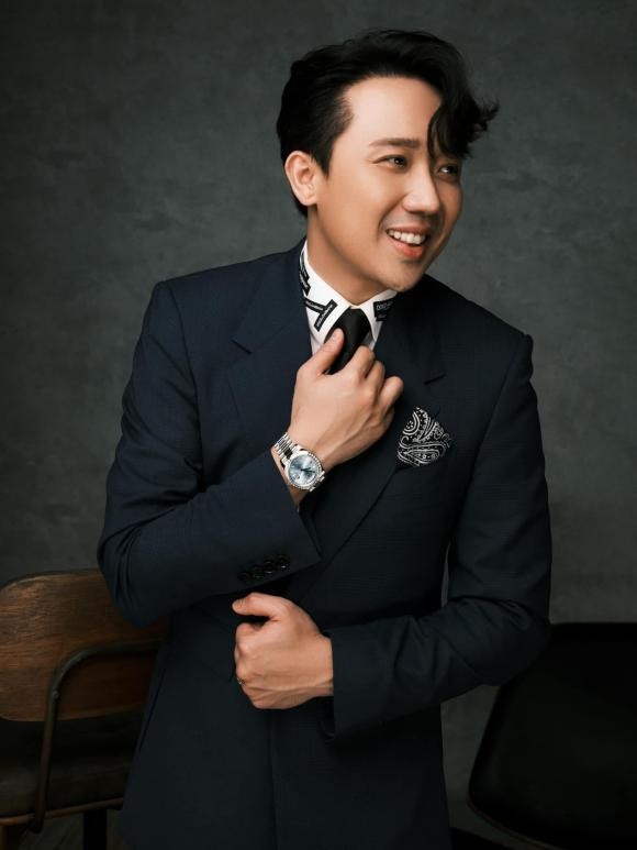 Trấn Thành rơi vòng vàng và đồng hồ tại Mỹ: