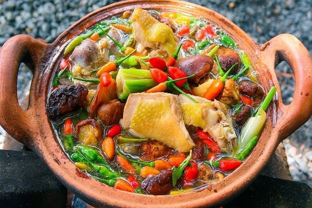 Đổi vị ngày mưa nồm ẩm với món gà hầm ớt hiểm cực bổ dưỡng- Ảnh 6.