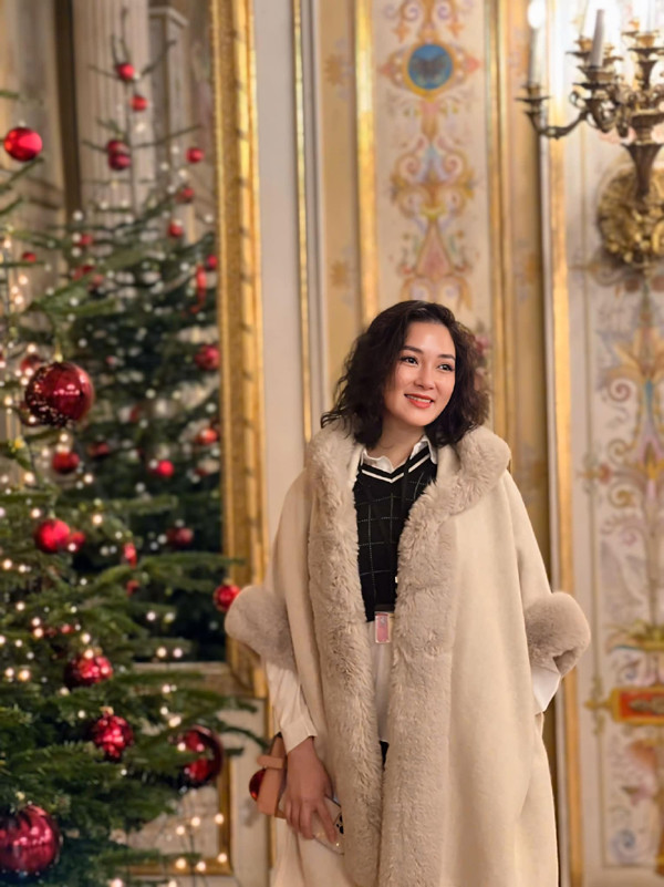 Vóc dáng đầy đặn, nhan sắc mặn mà sau 21 năm đăng quang Hoa hậu Việt Nam của Nguyễn Thị Huyền- Ảnh 6.