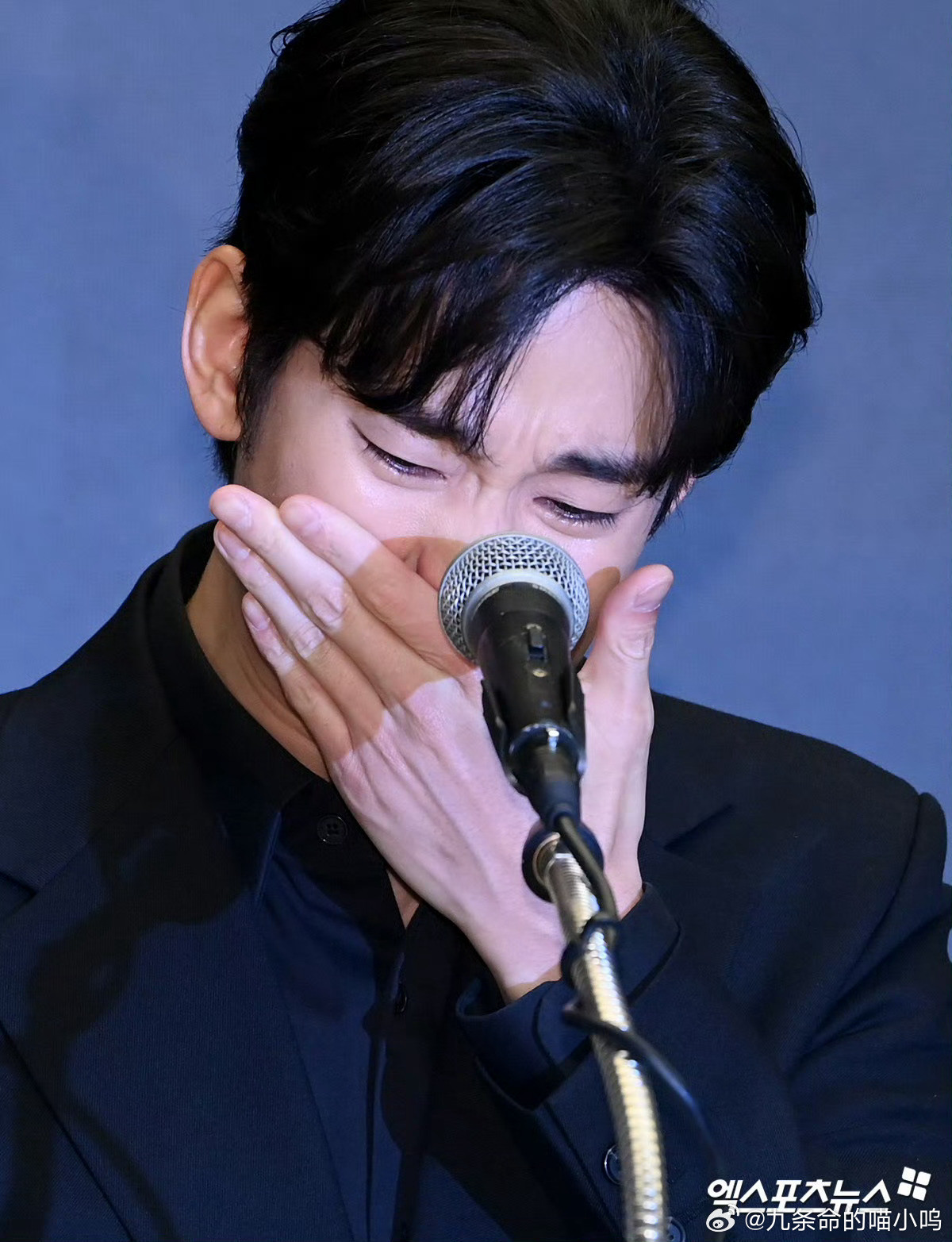 Phản ứng của dư luận về họp báo