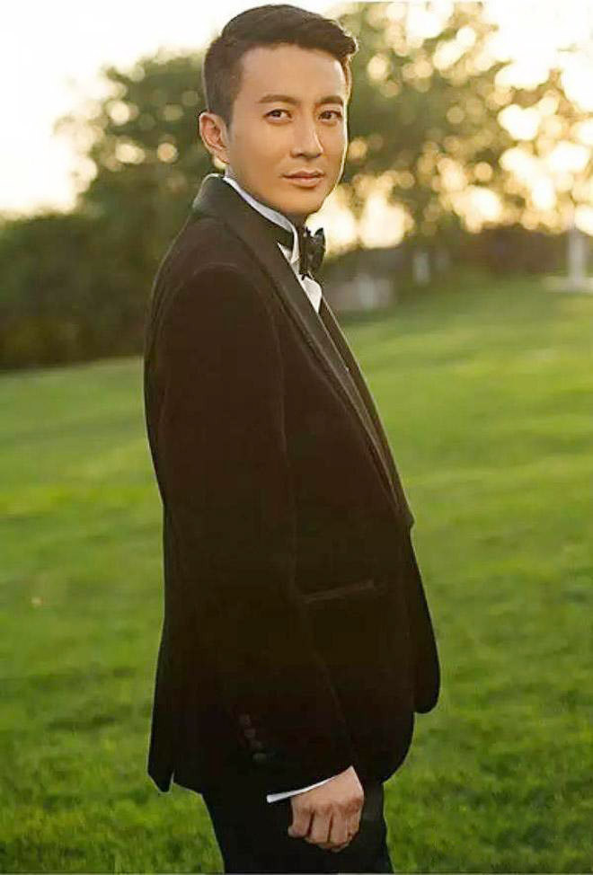 Nam diễn viên tham gia