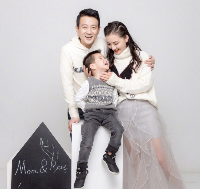 Nam diễn viên tham gia