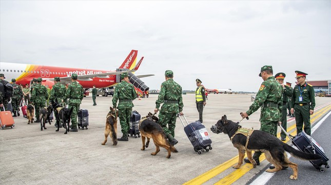 Những chiến binh đặc biệt ở Làng Nủ: Lên đường sang Myanmar làm nhiệm vụ quốc tế- Ảnh 2.