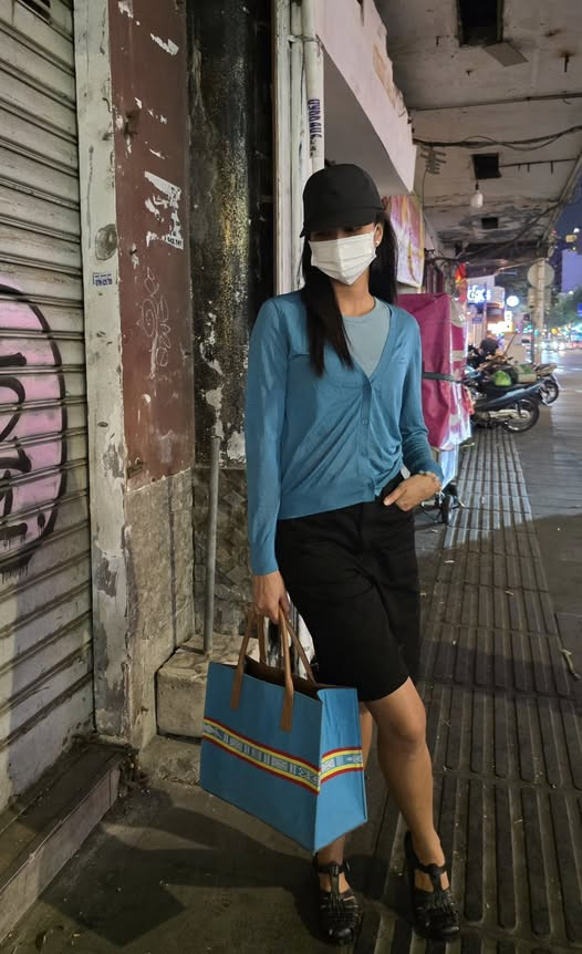 Phong cách thời trang giản dị 'độc - lạ' của H'Hen Niê vẫn ghi điểm trước người hâm mộ - Ảnh 5.