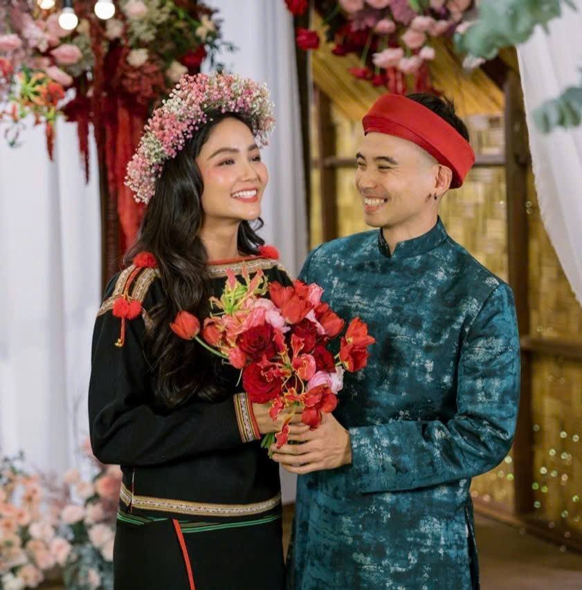 Phong cách thời trang giản dị 'độc - lạ' của H'Hen Niê vẫn ghi điểm trước người hâm mộ - Ảnh 12.