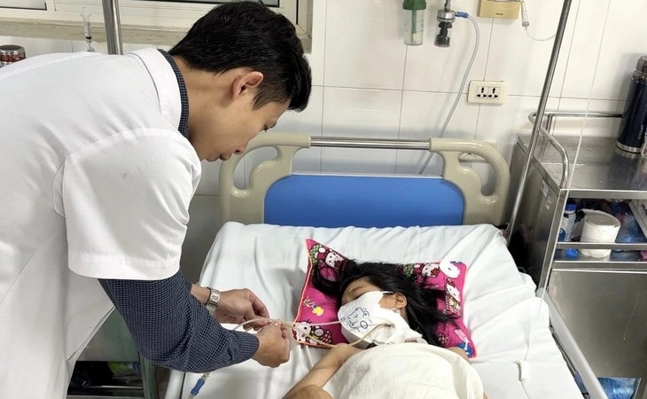 be gai 11 tuoi o bac giang bi cho nha can thung thuc quan hinh anh 1