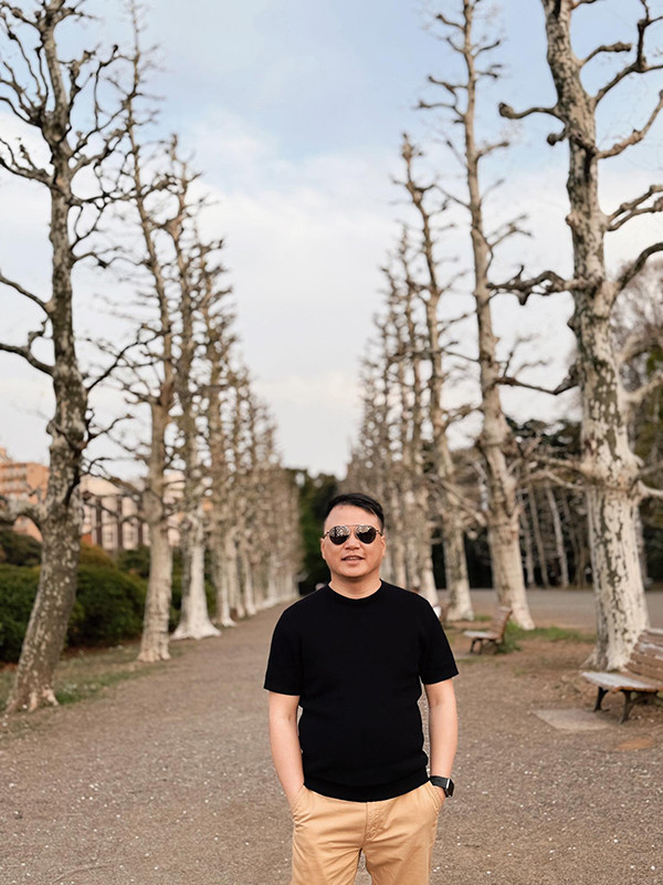 Shark Bình - Phương Oanh cùng tạo dáng  - Ảnh 10.