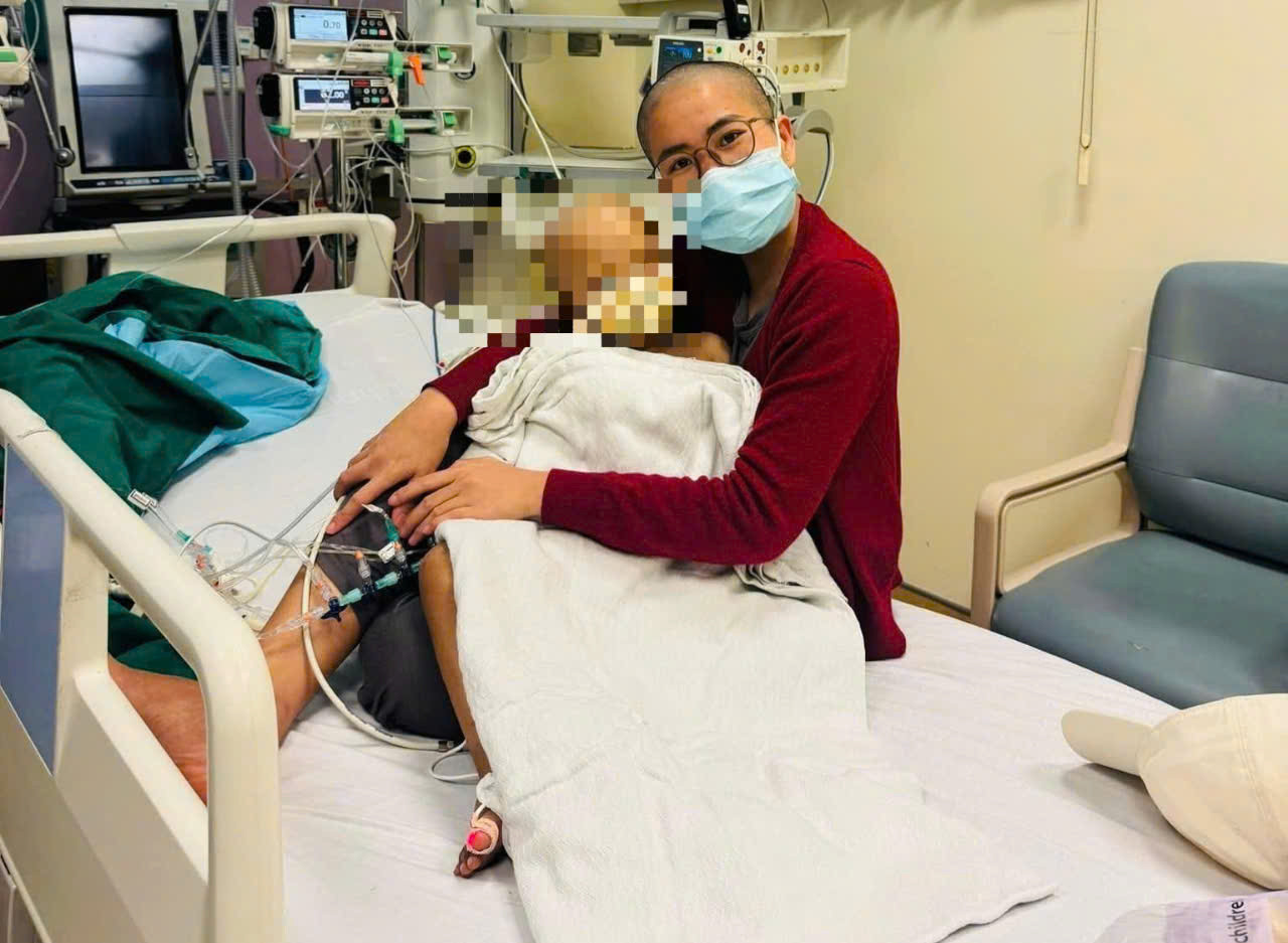 Công an Ninh Thuận làm việc với người tố cáo mẹ bé Bắp sử dụng sai tiền từ thiện- Ảnh 2.