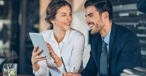4 cung hoàng đạo toả ra sức hấp dẫn khó cưỡng nơi công sở: Kim Ngưu, Song Ngư đều có mặt