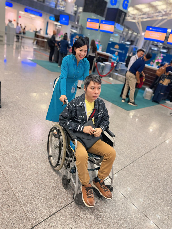 3 năm đồng hành cùng chồng chữa bệnh, vợ NSND Công Lý chia sẻ vẫn 'chạy ăn từng bữa', cố gắng làm việc mỗi ngày- Ảnh 3.