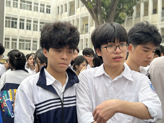 Hơn 1 triệu thí sinh tập dượt thi tốt nghiệp THPT, những lưu ý 'sát sườn' ảnh 1