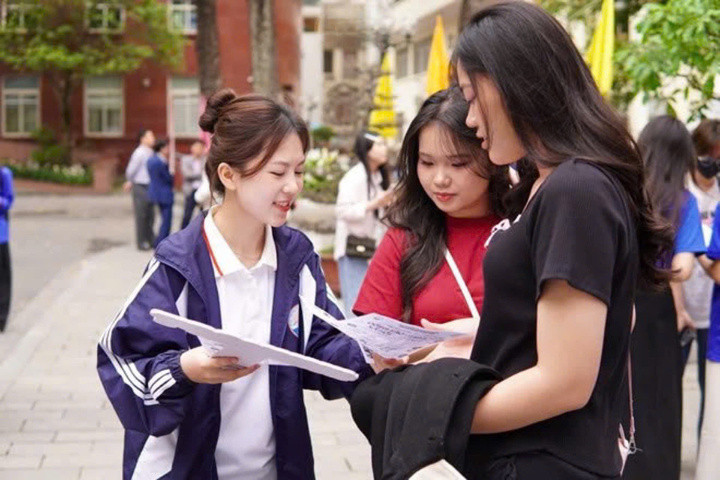 Không ít học sinh trở nên thận trọng hơn khi được hỏi về lựa chọn ngành Báo chí - Truyền thông.