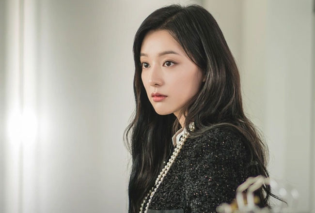 Tức điên vì chồng ngoại tình nhưng khi nhìn bức ảnh của tiểu tam tôi buông tay