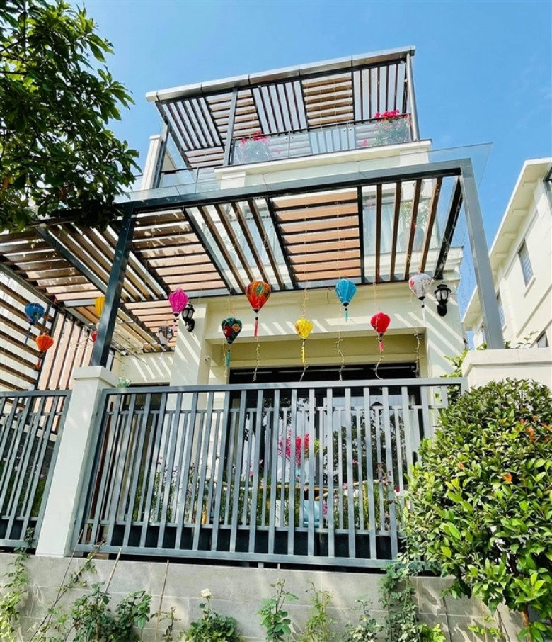 biet thu cua thanh van hugo va chong dai gia 10 ngay yeu co mot goc chill that an yen hien nha dep n 235 1644386721635 16443867226271339681673 1679644556 737 width780height906