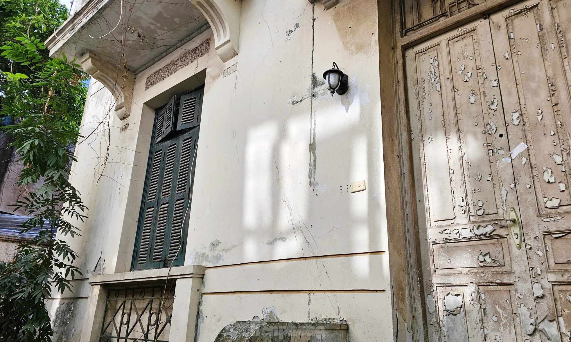 Biệt thự bỏ hoang từng của nguyên Chủ tịch Hà Nội được sử dụng làm trụ sở cơ quan ảnh 11