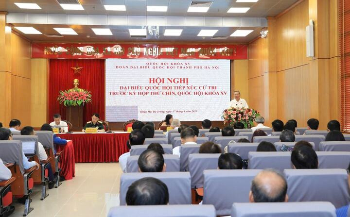 Tổng Bí thư Tô Lâm phát biểu tại buổi tiếp xúc cử tri. (Ảnh: Viết Thành)