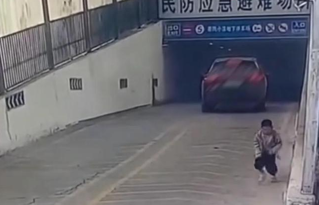 photo 1745043947711 17450439478151050768366.png