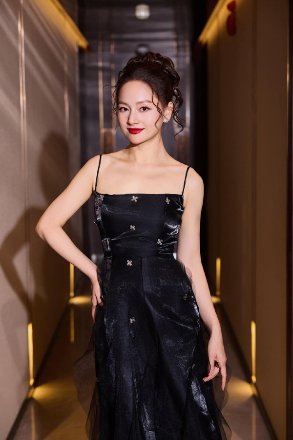 Sắc vóc mỹ nhân VFC sau 2 lần sinh nở đẹp như gái đôi mươi nhờ giảm 20kg- Ảnh 7.