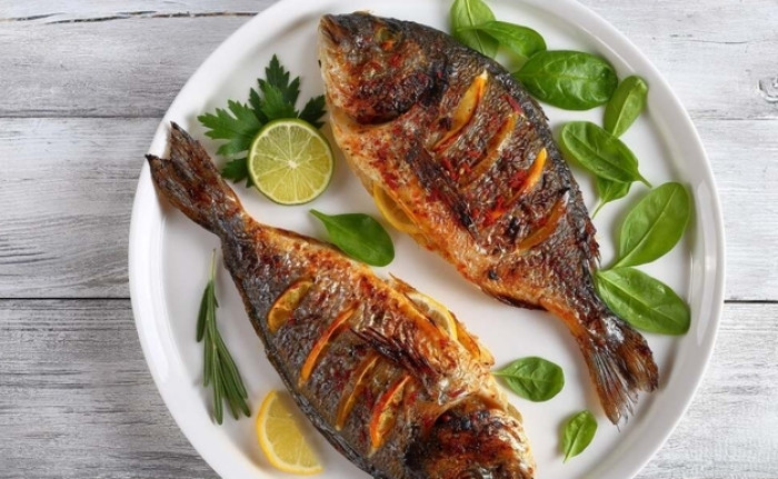 Ăn cá nước ngọt hay cá nước mặn bổ dưỡng hơn?- Ảnh 1.