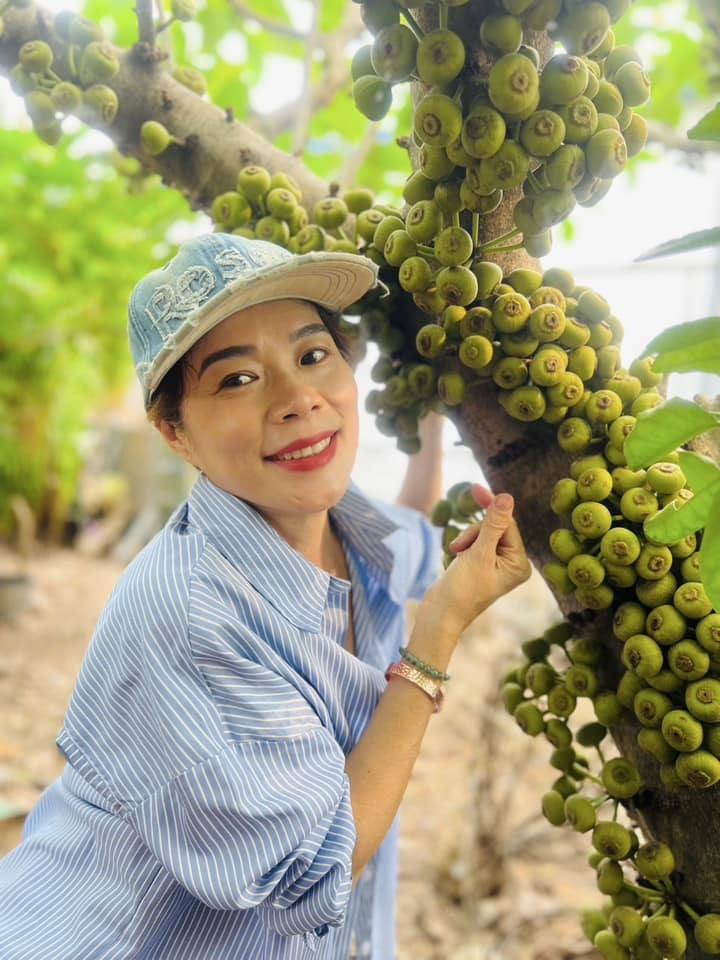 Ca sĩ Mỹ Lệ ở tuổi 53, sau nhiều năm rút khỏi showbiz: Đại gia 'làm nông' trên mảnh vườn hơn 10.000m2 'cái gì cũng có'- Ảnh 5.