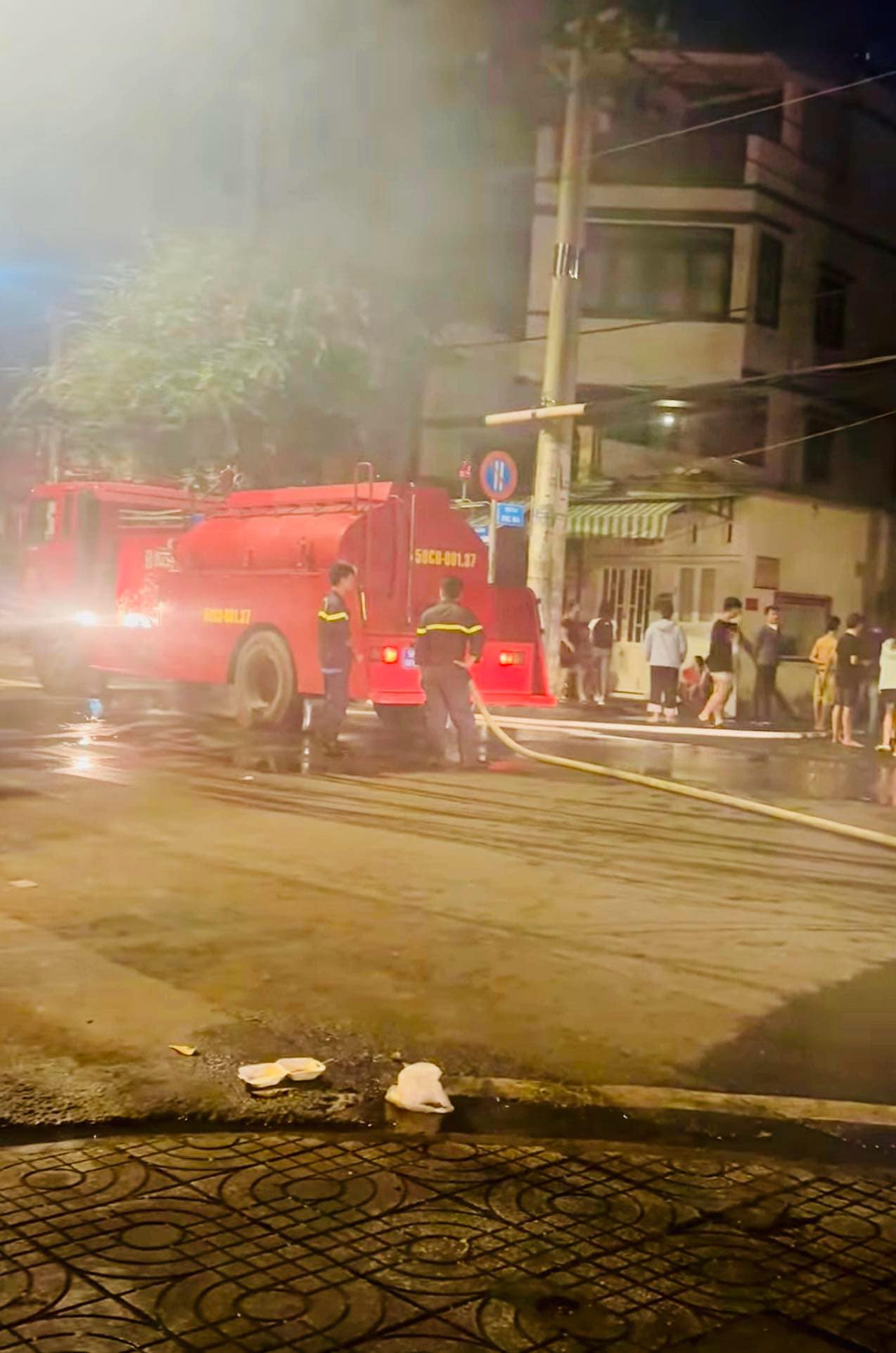 Danh tính 3 nạn nhân vụ cháy nhà thương tâm ở TP.HCM, nhỏ nhất là bé trai 6 tuổi- Ảnh 2.