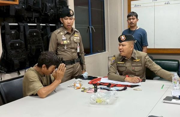 Sự thật sốc về người đàn ông gào khóc tại hiện trường toà nhà sập tại Thái Lan để tìm vợ đang mang thai- Ảnh 3.