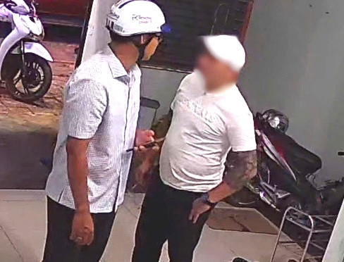 Triệu tập người đàn ông