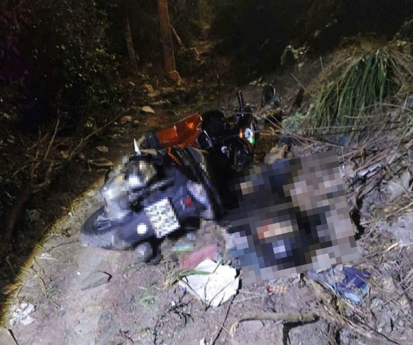 Vụ phát hiện thi thể nam thanh niên trên đường mòn tại Khánh Hòa: Hiện trường có gì?- Ảnh 1.